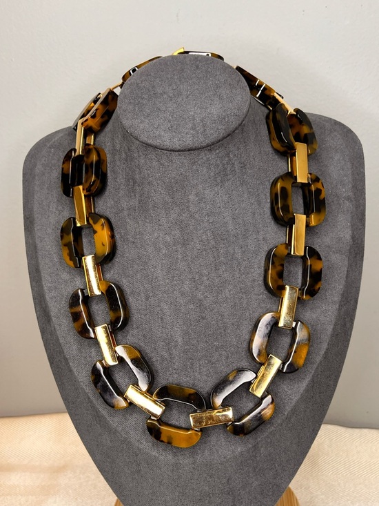 J. Crew Jewelry - J. CREW Lucite Tortoise with Gold Tone Chain Link Necklace